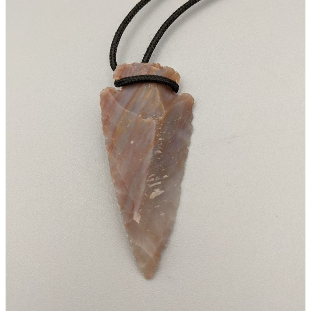 Agate Arrowhead Pendant